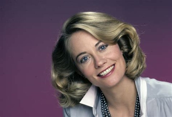 Cybill Shepherd: A Glimpse Into Her Young Stardom