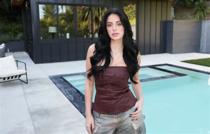 Discovering Camilla Aruajo: The Allure Of Her OnlyFans Journey