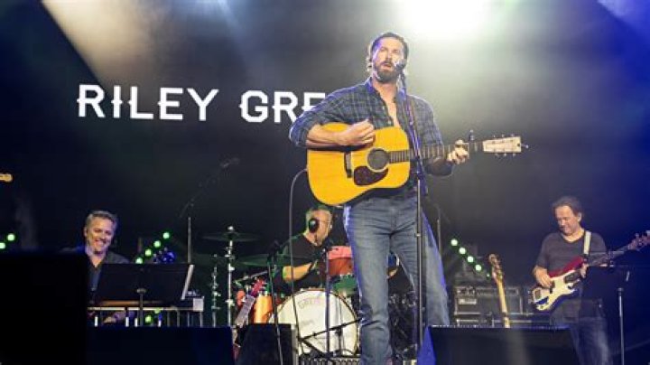 Discovering The Rising Star: Who Is Riley Green?