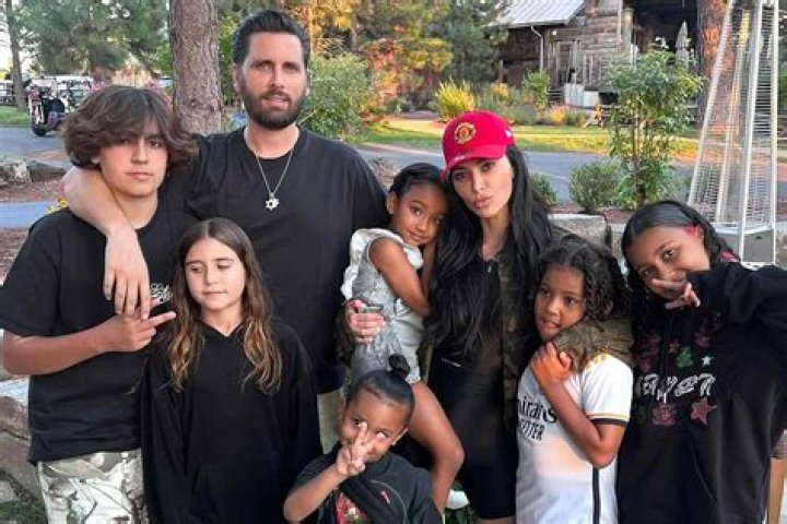 Does Ral Esparza Have Children? - Answered