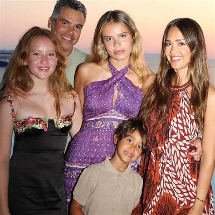 Exploring The Heartwarming Journey Of Jessica Alba's Adopted Children