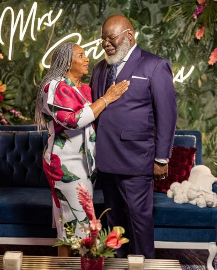 Is TD Jakes And His Wife On The Verge Of A Divorce? Get The Latest Update