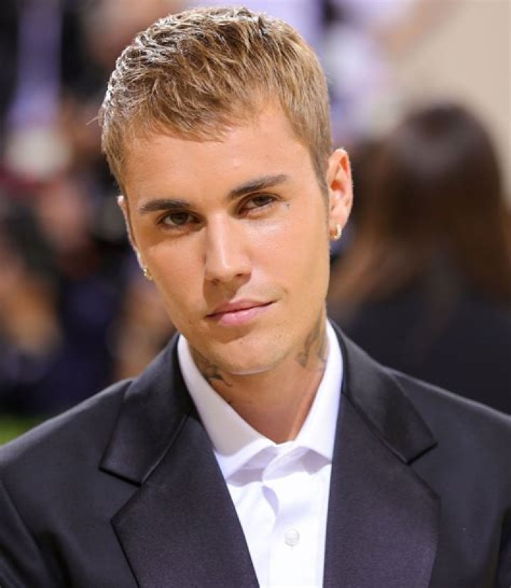 Justin Bieber's Height: How Tall Is The Pop Star?