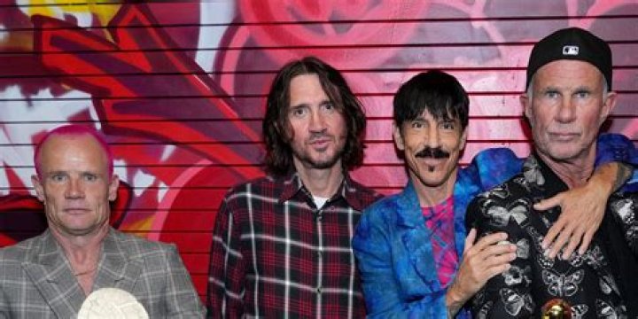 Red Hot Chili Peppers' Age Gap: Relationship With 19-Year-Old Raises Eyebrows