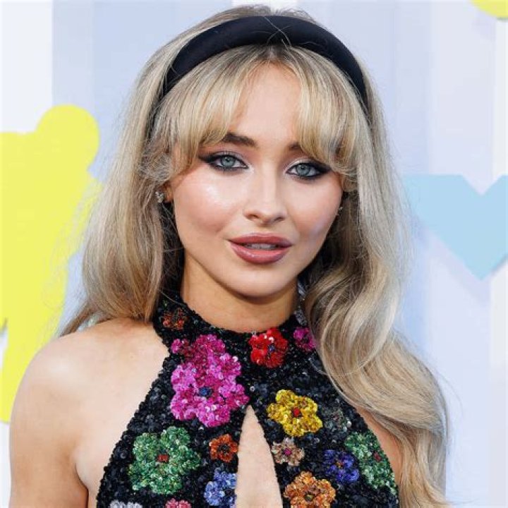 Sabrina Carpenter: Unveiling The Real Face Behind The Fame