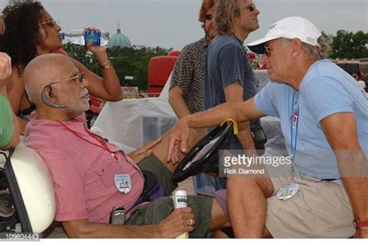**The Unforgettable Connection Between Jimmy Buffett And Ed Bradley**