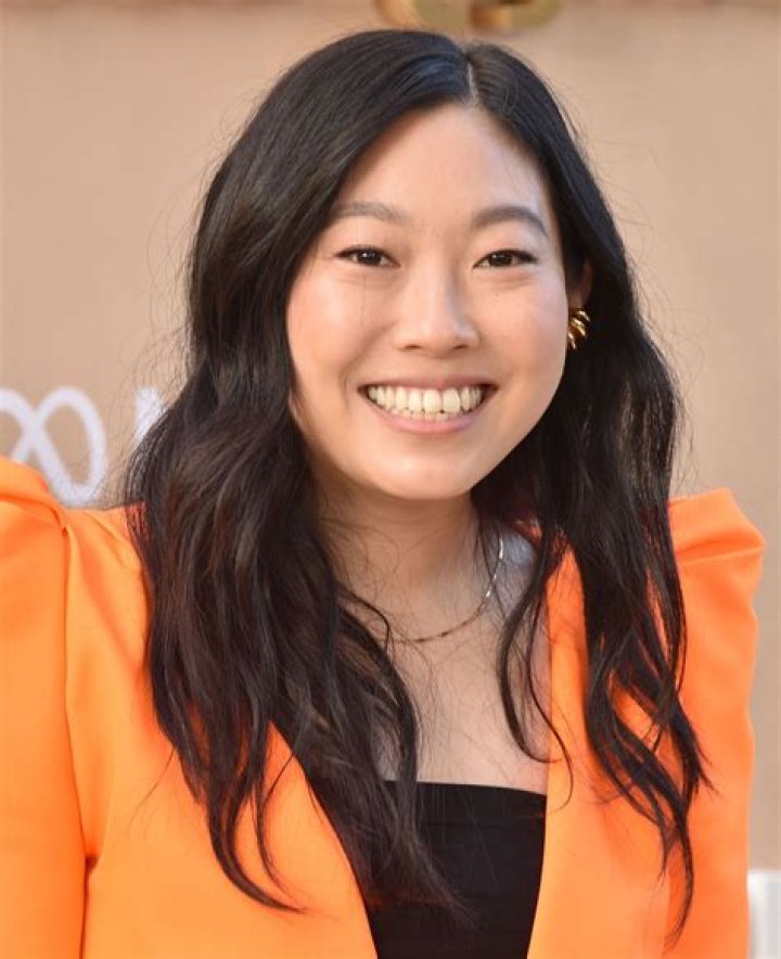 Unraveling The Mystery: Is Awkwafina Dating?