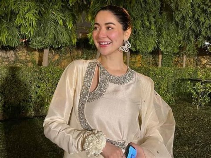 Unveiling Hania Amir's Figure Size: A Look At The Star's Stunning Physique