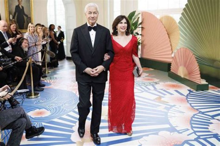 Unveiling The Age Of Jamie Dimon’s Wife: A Closer Look