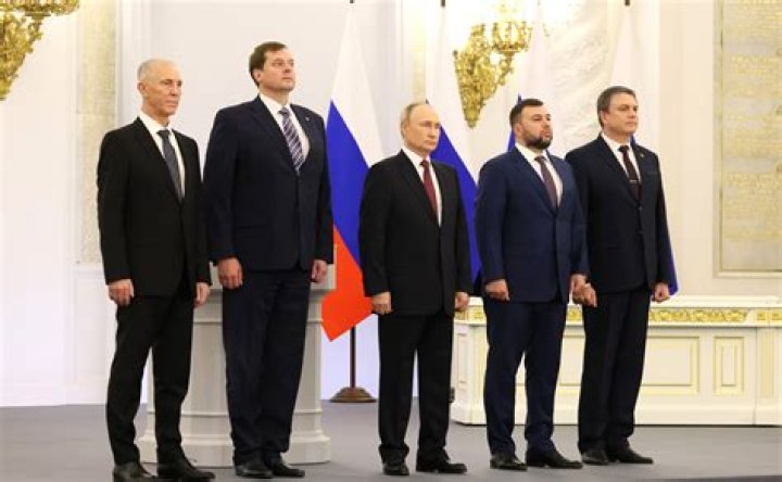 Unveiling The Height Of A Leader: How Tall Is Putin?
