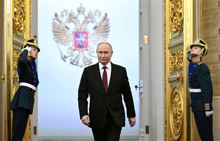 Unveiling The Height Of Power: Putin How Tall?