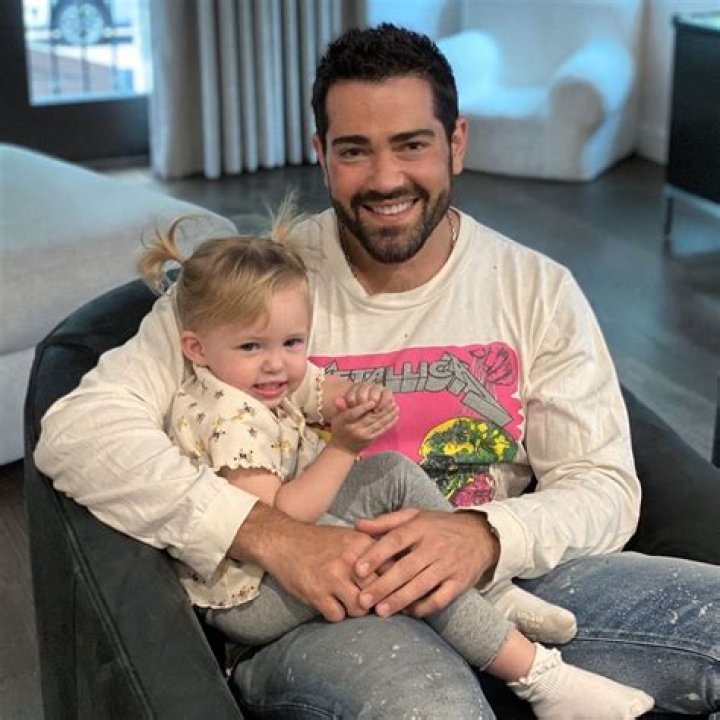 Unveiling The Life Of Jesse Metcalfe's Daughter: A Journey Of Love And Legacy