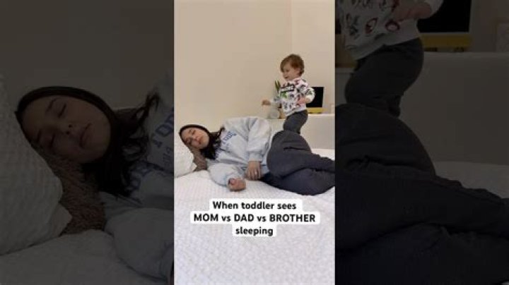 Watch Mom And Kid Interaction With Heartwarming CCTV Video On Reddit